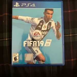 FIFA 19 for PS4 - Blue Case